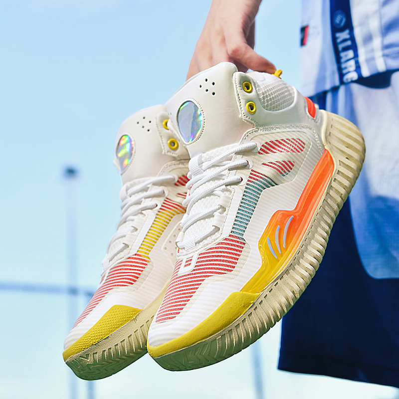 Nuove Scarpe da Basket di Luss - Luxury Lifestyle Training recensione e prezzo